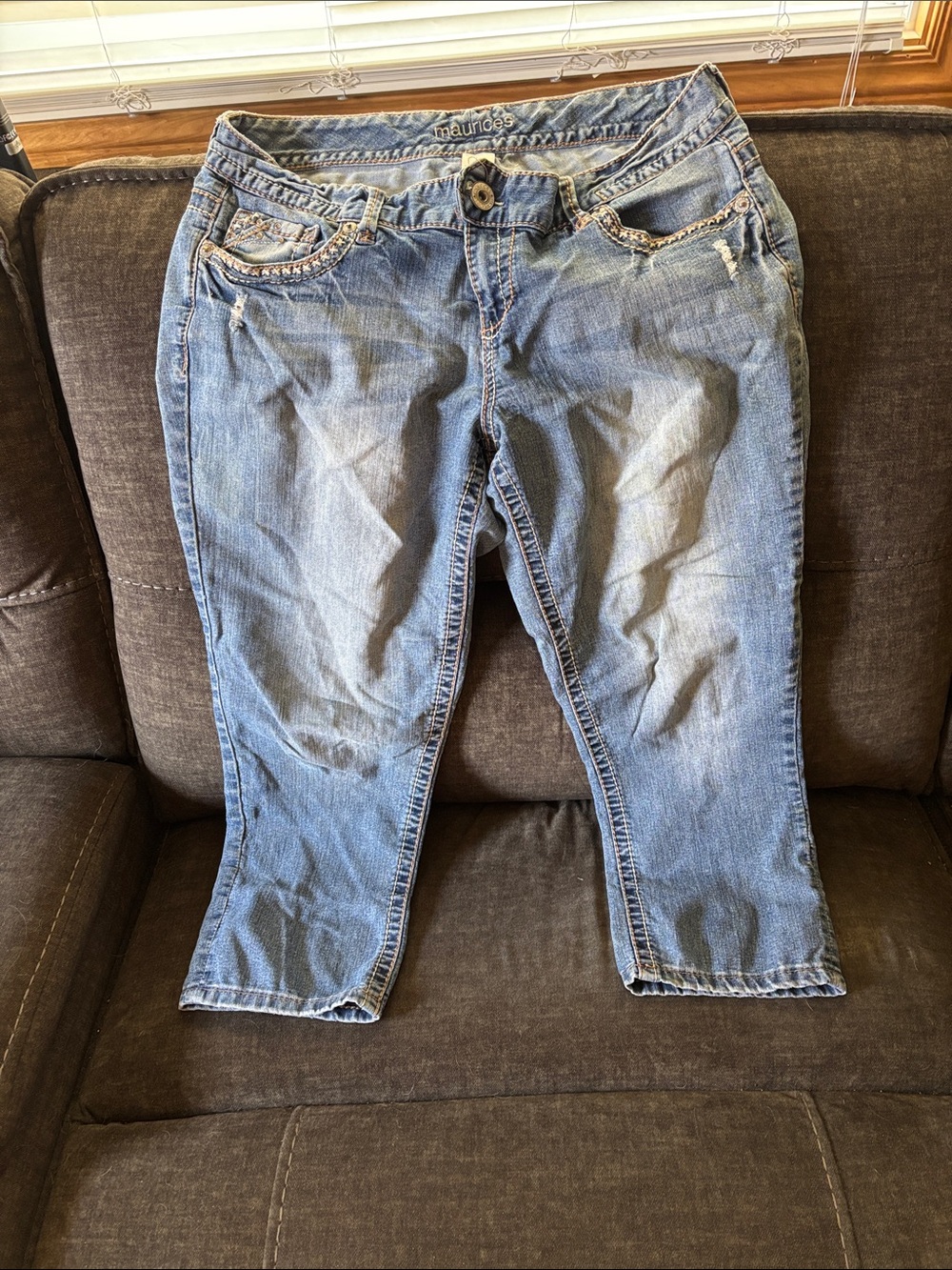 Maurices Light Wash Cropped Women's Jeans